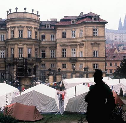DDR-Brger in bundesdeutscher Botschaft in Prag